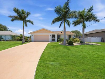 Property at 244 Mark Twain Ln, Rotonda West, FL