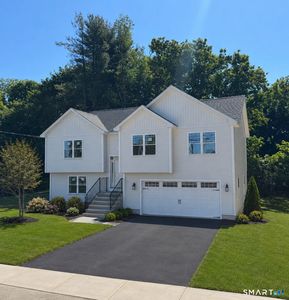 287 Maple Avenue