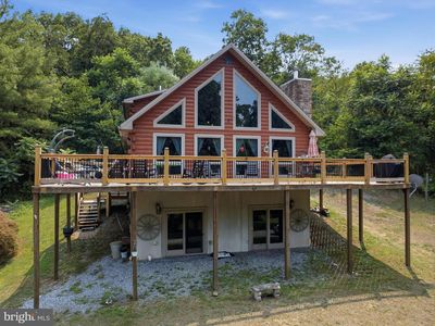 11181-11185 Hedgesville Rd