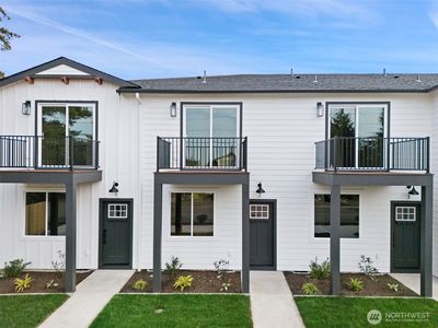 669 W Hendrickson #2