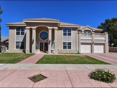 573 Bluff Canyon Cir