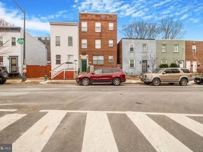 1111 16th St NE