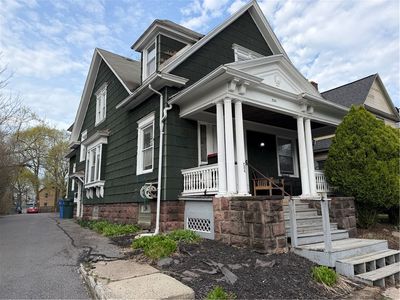 204 Caroline St