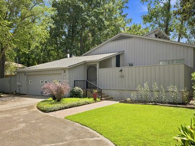 110 Beverly Ln