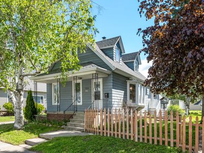 1416 Cedar STREET