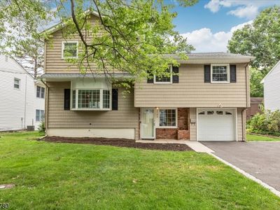 2104 Shady Ln