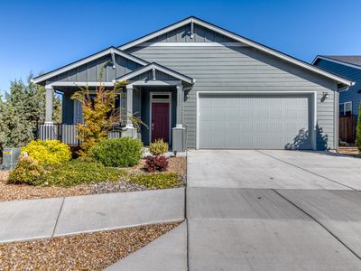 4093 SW Reindeer Ave