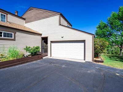 379 Explorer Ct APT B