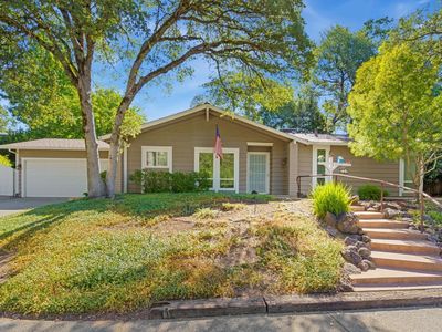 251 Forest Ct