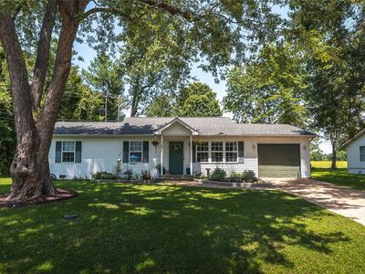 528 Christine St
