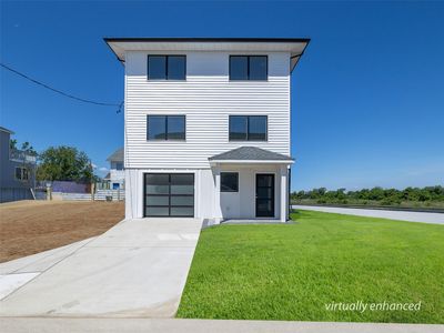 12 Pershing Place