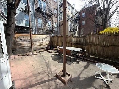 105 8th St #1