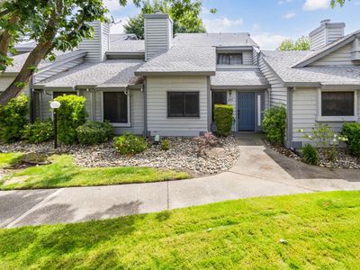 4903 Country View Ln