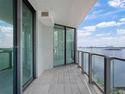 2900 NE 7th Ave Unit 1409