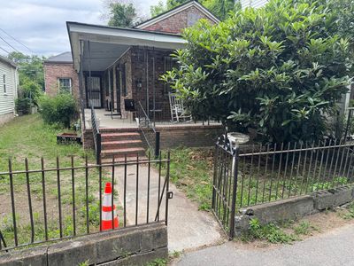 8 Poinsett St