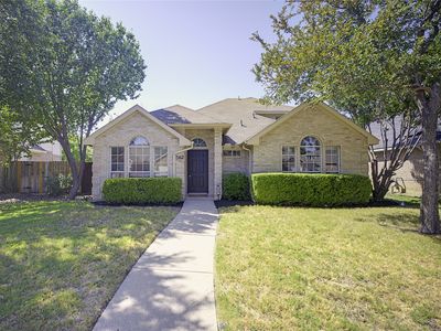 562 Continental Dr
