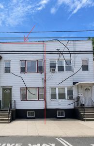419A 4th St