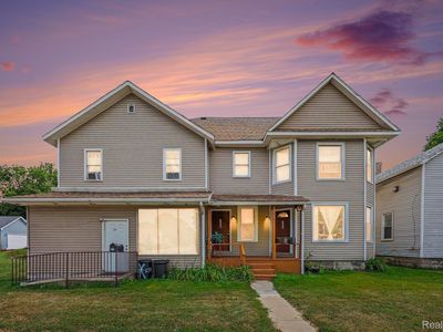 1202 Lapeer Ave