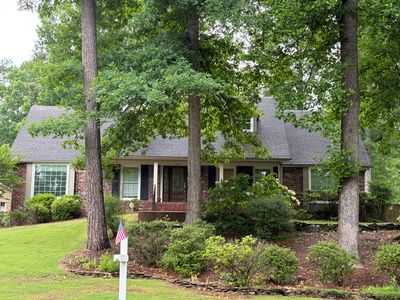 2667 Creekview Dr
