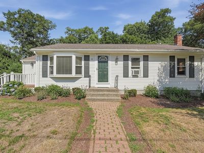 11 Fuller Rd