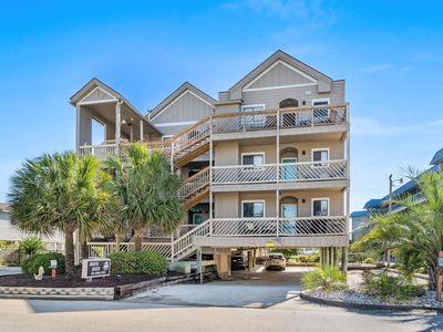 206 60th Ave. N #202