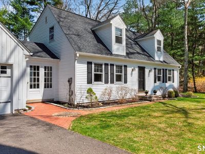6 Winhart Drive
