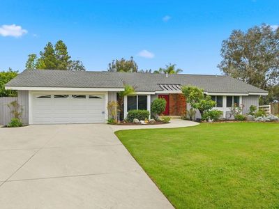 745 Blackhawk Cir