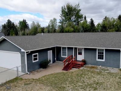 521 Centennial Dr