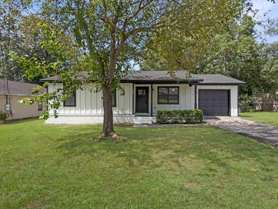 5807 Robinhood Dr