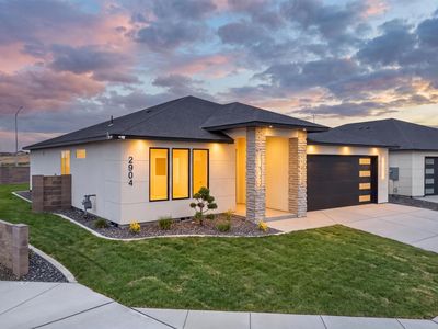 2904 Meadowlark Ave