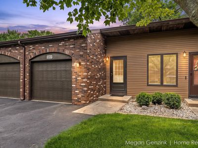 3259 Arrowhead Arms Ct SW #20