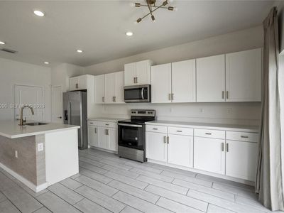 833 SE 19th St