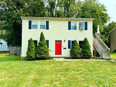 374 S Main St