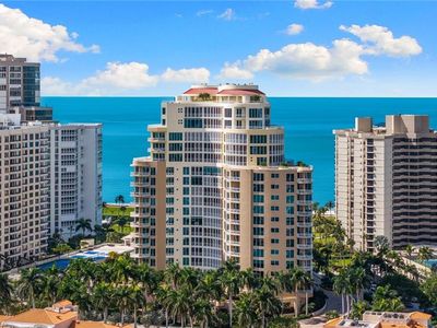4501 Gulf Shore BLVD N #405