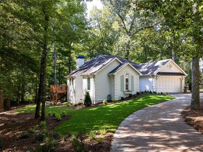 230 Oakmere Dr