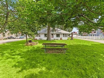Property at 7727 Park Dr, Russells Point, OH