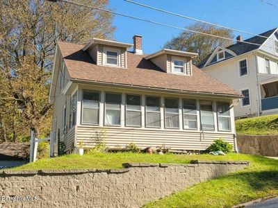 36 Randall St