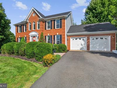 9903 Cobblestone Dr