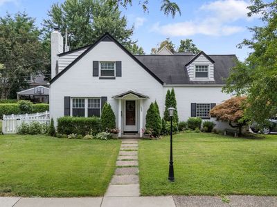 604 Charette Pl