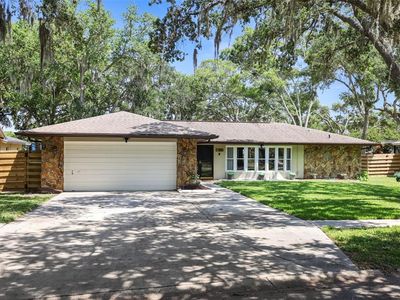 1855 Oak Forest Dr S