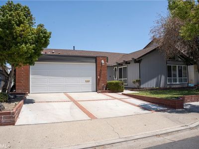 9720 Avenida Monterey