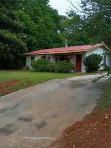 3504 W Mount Comfort Rd