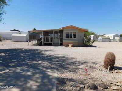691 W Comanche Dr
