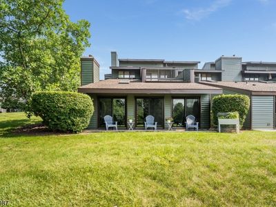 23 Highland Cir
