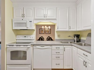 7520 Cahill Rd APT 121A