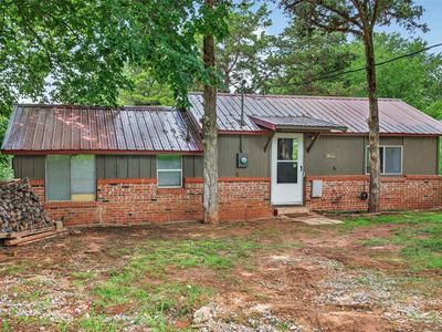 Property at 21360 E 10th St, Hinton, OK