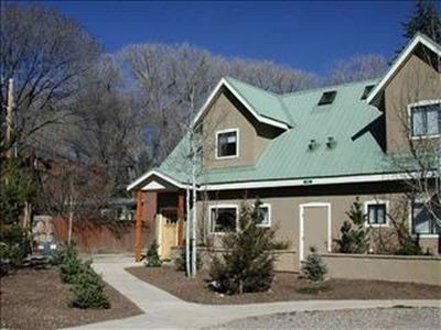 410 Burch St APT 14B