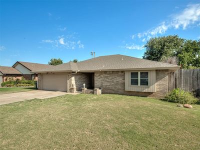 1525 SW 93rd St