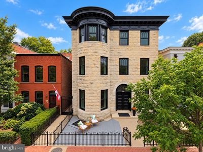 807 A St NE #101