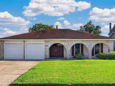 121 Hardin Ct